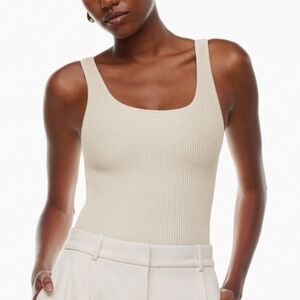 Babaton Ribbed Scoop-Neck Tank Top in Pale Grey